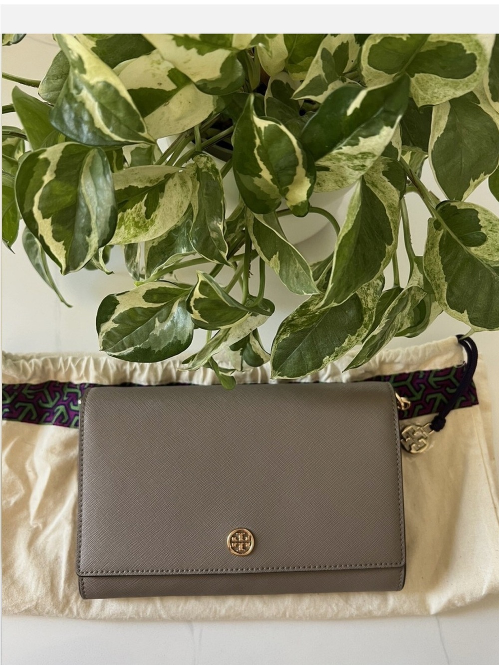 Tory Burch Emerson Chain Wallet Leather -Nude with Gold Accents
